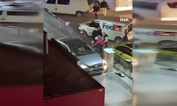 Kaldırıma çıkıp 3 kişiyi yaralayan sürücü mahalleli tarafından linç edildi