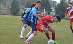 Eskişehir Kolej ligde kaldı