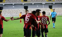 Eskişehirspor zirveye göz dikti!