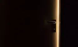 Rüyada büyük bir kapıdan içeri girmek ne anlama geliyor?