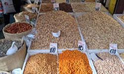 Eskişehir'de kuruyemiş vatandaşın cebini zorluyor