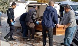 Engelli şahıs boğazı kesilmiş halde evinde ölü bulundu