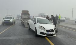 Yoğun sis zincirleme kazaya neden oldu