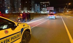 Polisten kaçan motosiklet sürücüsü ters yöne girerek, kaza yaptı