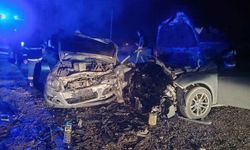 İki otomobil çarpıştı: 5 yaralı
