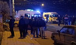 Kendisinden ayrılan kız arkadaşını evine girerken öldürdü