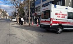 Kiracı, dükkan sahibini göğsünden bıçakladı