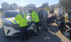 Küçük kıza çarpıp kaçtı, yüz metre ileride polise yakalandı