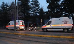 Eskişehir’de liseliler arasında kavga kanlı bitti: 15 yaşındaki öğrenci bıçaklandı!