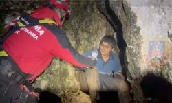 Yaşam için son çığlığı 4'üncü gün duyuldu: Dağın zirvesinde mahsur kalan genç için ekipler seferber oldu