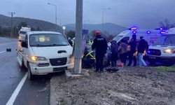Eskişehir yolunda kaza! Otomobil ile kamyonet çarpıştı: 5 yaralı