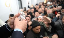 Regaip Kandilinde Sakal-ı Şerif ziyarete açıldı