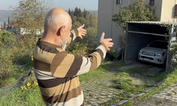 Altın çantasıyla evine girmek isteyen yaşlı adam gaspedildi