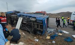 Cezaevi nakil aracı devrildi: Yaralılar var