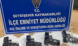 Polis şüpheli araçtan 4 ruhsatsız tabanca ele geçirdi