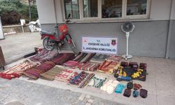 Pes dedirten hırsızlık Eskişehir’de ortaya çıktı: Mezarcıyız diye kandırıp 20 evi soydular