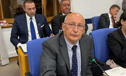 Çakırözer’den komisyonda sert çıkış: “Bu kadar dava dünyanın hiçbir yerinde yok”