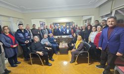 Eskişehir’de köşe yazarlarından Emirdağ Birlik Beraberlik Platformu’na anlamlı ziyaret