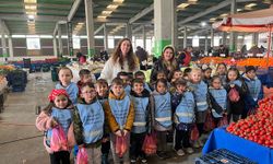 Es Çocuk Evi öğrencileri Yerli Malı Haftası’nda pazarda