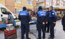 Eskişehir'de zabıtalardan pazar denetimi