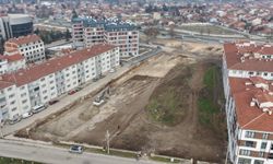 Eskişehir'de kentsel dönüşüm hız kazandı: 2. etap B projesinde temel kazısı başladı