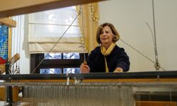 İpeğin yolculuğu yeniden canlanıyor: Başkan Ünlüce Midas İpek Evi’nde üretime katıldı