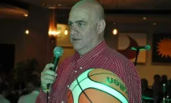 Eski milli basketbolcu balkondan düşerek hayatını kaybetti