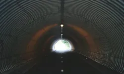 Rüyada karanlık bir tünelden çıkmak ne anlama geliyor?