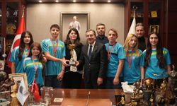 Tepebaşı Spor Kulübü Sporcuları 29 Ekim Cumhuriyet Kupası’nda ikinci oldu