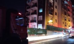 Pendik’te bir binanın 3’üncü katı alevlere teslim oldu