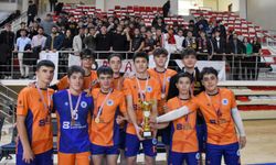 Özel EOSB MTAL’den çifte şampiyonluk: Voleybol ve yüzmede zirve