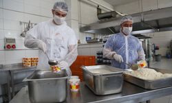 Kriz sofraya vurdu: Odunpazarı aşevi 2 yılda 1 milyona yakın sıcak yemek dağıttı