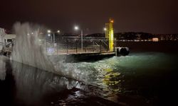 İstanbul’da sabah saatlerinde kuvvetli rüzgar etkili oldu