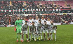 İlk yarıda kaçan penaltı var gol yok