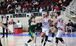 Uzatmalarda yıkıldı 77-74