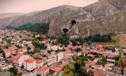 Eskişehir İnönü ilçesinin nüfusu kaç, yüzölçümü ne kadar?