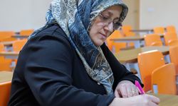 Hem anne hem çalışan hem öğrenci; O Gümüşhane Üniversitesi’nin Sibel Ablası