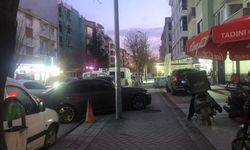 Eskişehir’de kaldırımı tamamen kapatan park tepki çekti