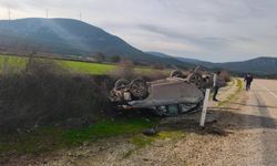 Bilecik'te kontrolden çıkan araç takla attı; sürücüsü yaralandı