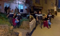 233 suç kaydı bulunan ve 216 yıl hapis cezasıyla aranan kadın yakalandı