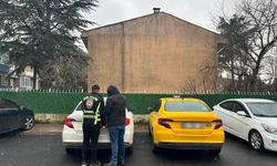 Yolcu seçtiği iddia edilen taksi şoförü trafikten men edildi