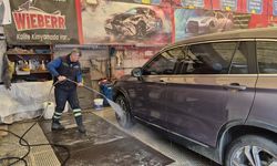 Eskişehir'de dondurucu soğuklar ve kar yağışı oto yıkama taleplerini düşürdü