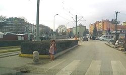 Eskişehir'de soğukta dilenen çocuklar yürekleri parçaladı