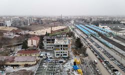 Eskişehir’de 35 metre yüksekte zorlu meslek: Gençler maaş hevesiyle başlıyor