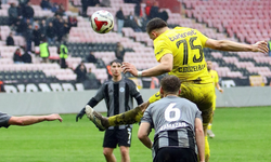 Daha dikkatli ol Cem