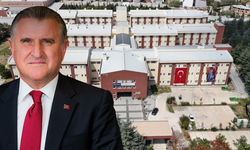 Bakan Bak müjdeyi verdi: Eskişehir'e 3 bin kişilik yurt yapılacak!