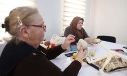 Atık kumaşlar sanata dönüşüyor: Odunpazarı’nda kadınlar bez bebek yapımını öğreniyor