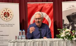 Zülfü Livaneli Eskişehir’de Anadolu Hümanizmi üzerine söyleyişi gerçekleştirdi