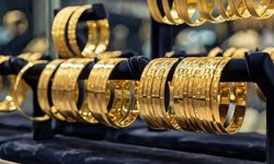 Altın 2025’te tüm dengeleri bozdu: Rekor serisi sürecek mi?