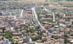 Eskişehir Çifteler ilçesinin nüfusu kaç, yüzölçümü ne kadar?